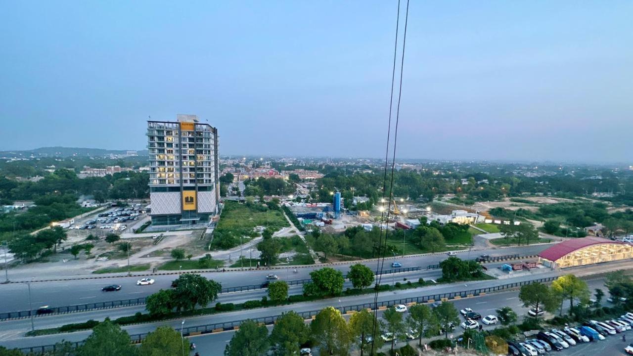 Apartamento Centaurus Heights Islamabad Exterior foto